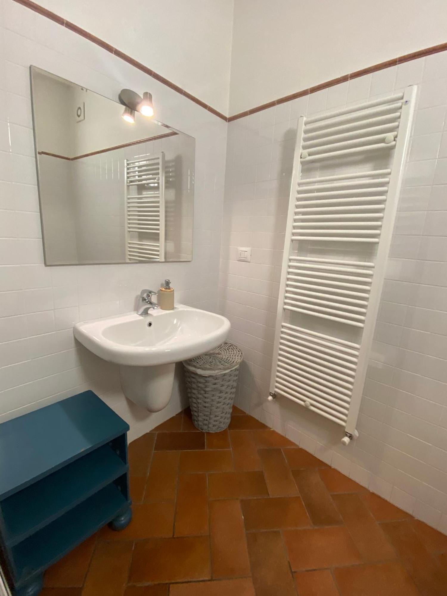 Holiday House Alla Torre Mandello del Lario Luaran gambar
